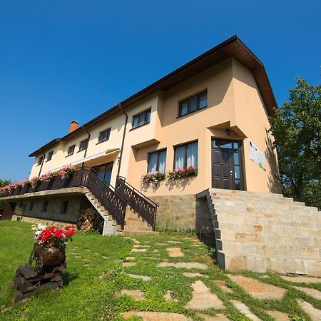 Miza Guest House Shtarkelovo Gnezdo Екстер'єр фото